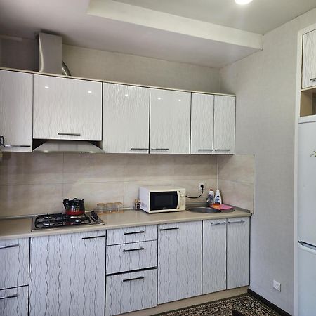Apartments Paritet Бишкек Экстерьер фото