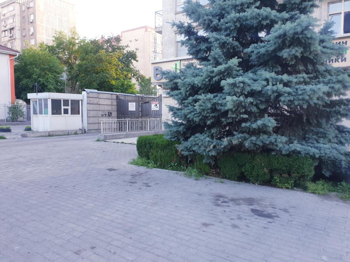 Apartments Paritet Бишкек Экстерьер фото